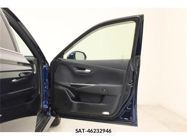 Toyota CROWN SEDAN 2021-03 7216726-29