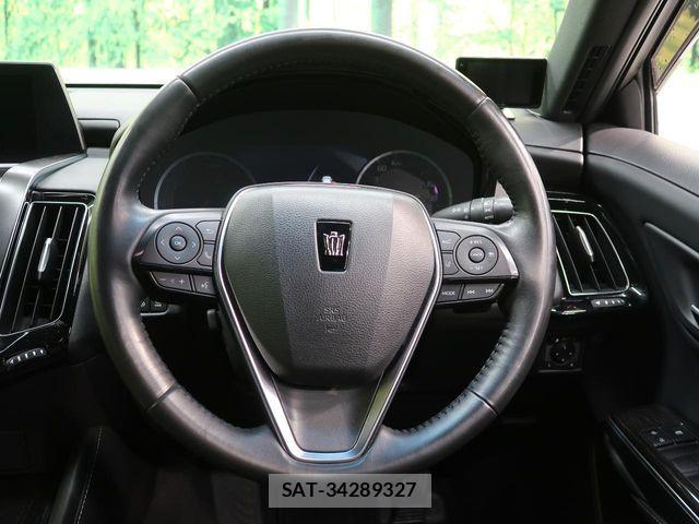 Toyota CROWN SEDAN 2019-06 7216724-13