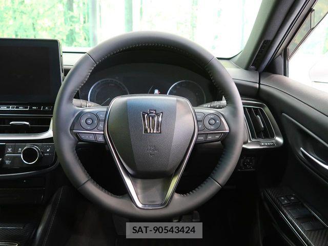 Toyota CROWN SEDAN 2021-03 7216725-11