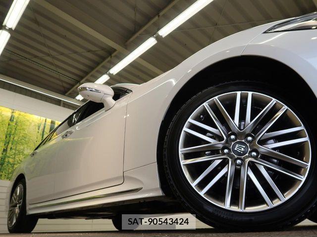 Toyota CROWN SEDAN 2021-03 7216725-13