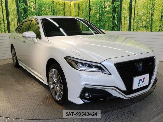 Toyota CROWN SEDAN 2021-03 7216725-16