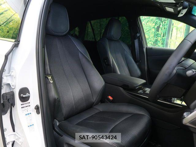 Toyota CROWN SEDAN 2021-03 7216725-8