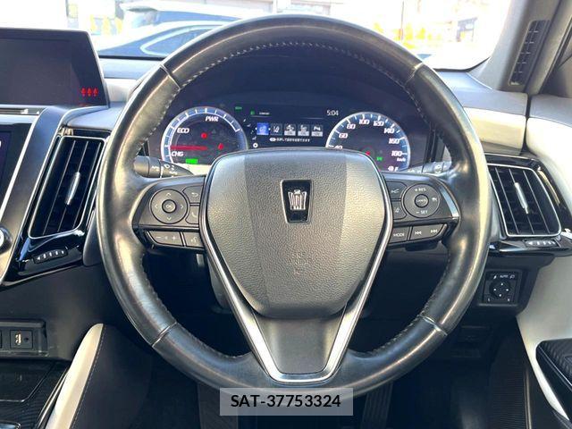 Toyota CROWN SEDAN 2018-12 7216716-10