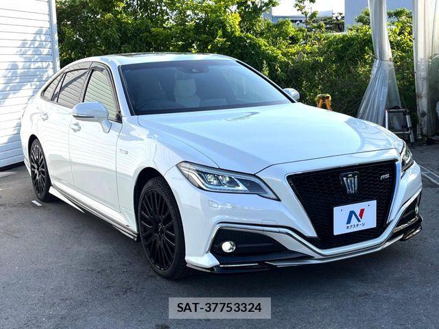Toyota CROWN SEDAN 2018-12 7216716-15
