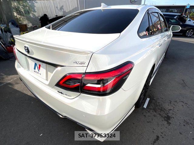 Toyota CROWN SEDAN 2018-12 7216716-16