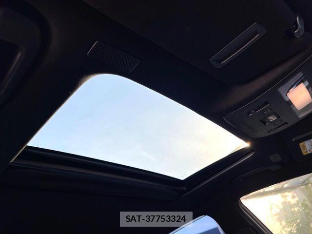 Toyota CROWN SEDAN 2018-12 7216716-3