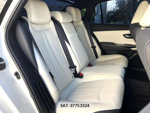 Toyota CROWN SEDAN 2018-12 7216716-8
