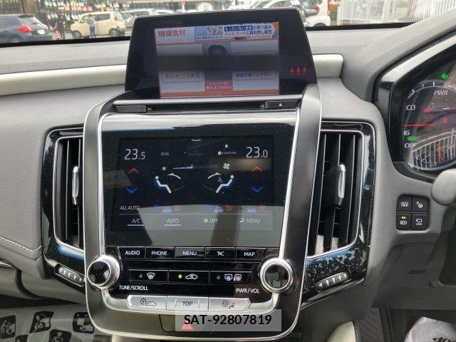 Toyota CROWN SEDAN 2018-11 7216704-17
