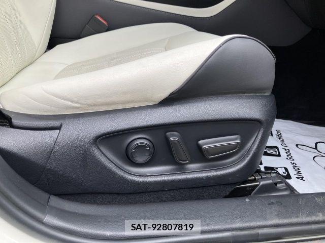 Toyota CROWN SEDAN 2018-11 7216704-23