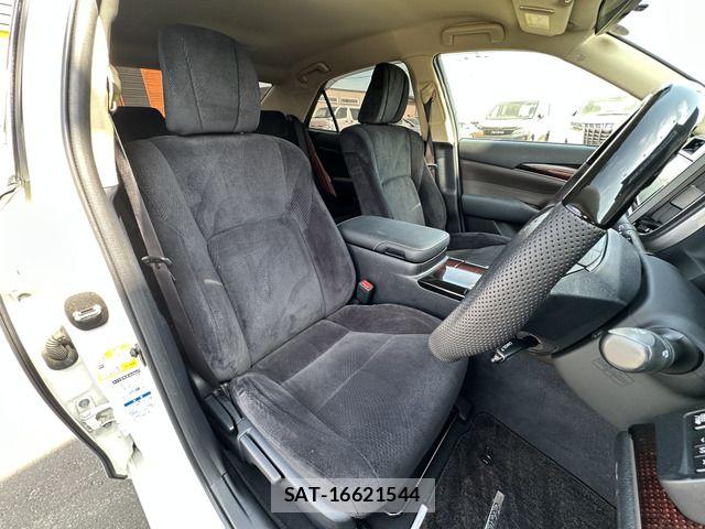 Toyota CROWN SEDAN 2016-03 7271749-9