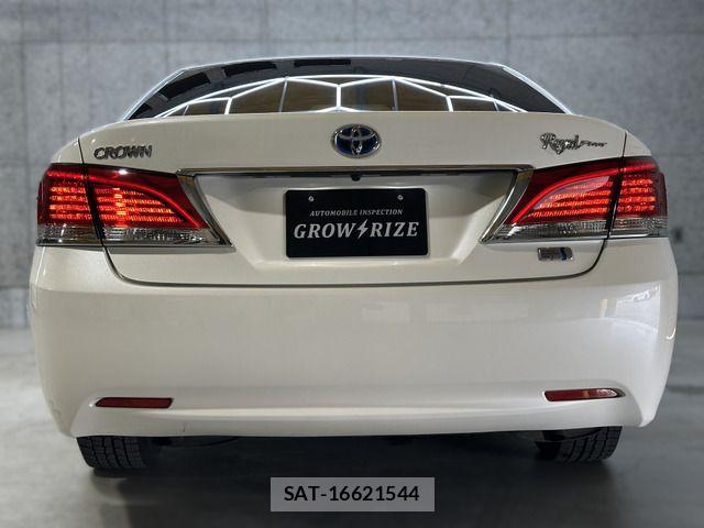 Toyota CROWN SEDAN 2016-03 7271749-5