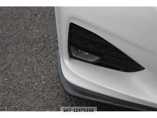 Toyota CROWN SEDAN 2015-04 7326422-13