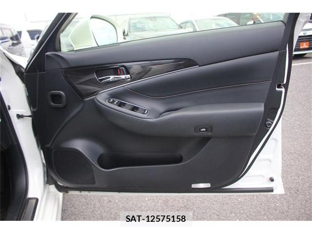 Toyota CROWN SEDAN 2015-04 7326422-15