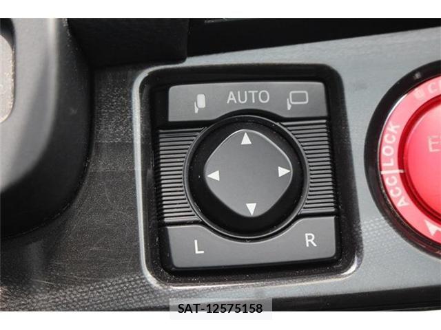 Toyota CROWN SEDAN 2015-04 7326422-21