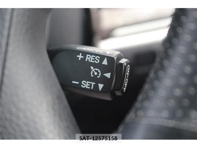 Toyota CROWN SEDAN 2015-04 7326422-23