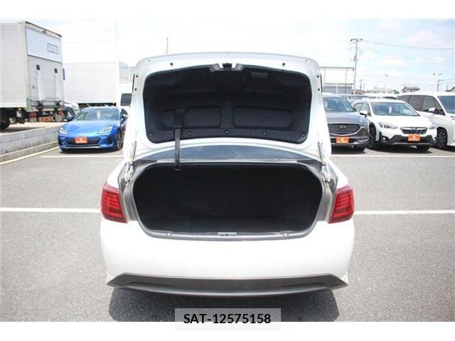 Toyota CROWN SEDAN 2015-04 7326422-28