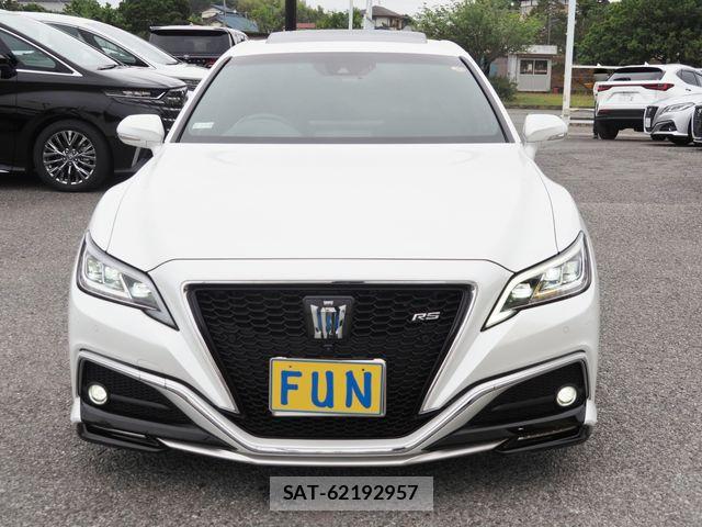 Toyota CROWN SEDAN 2021-09 7326419-1