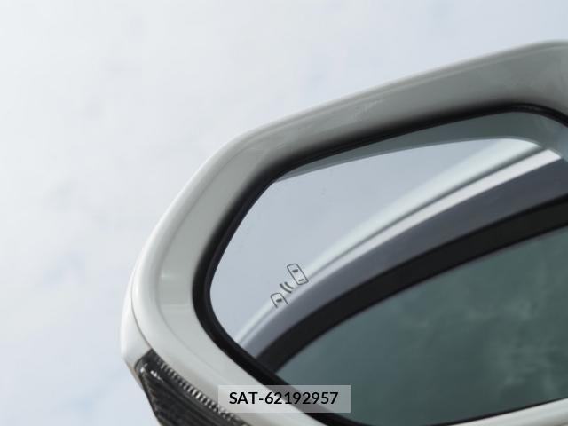 Toyota CROWN SEDAN 2021-09 7326419-19
