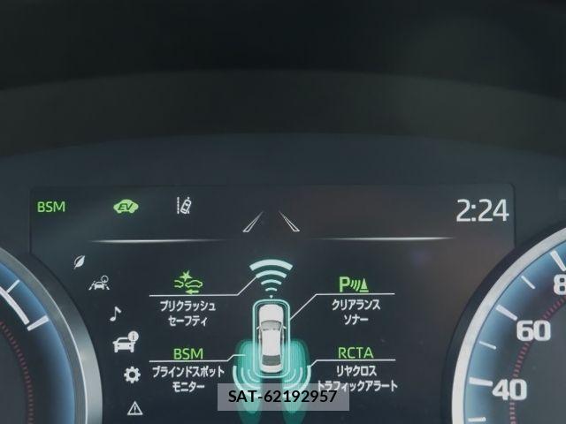 Toyota CROWN SEDAN 2021-09 7326419-23