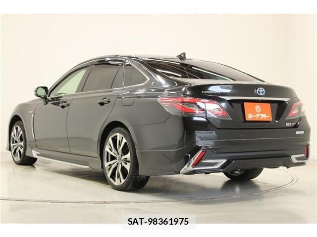 Toyota CROWN SEDAN 2019-03 7357333-10