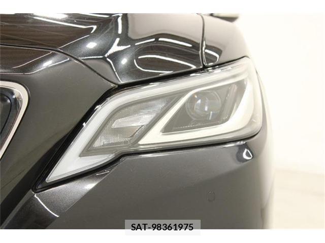 Toyota CROWN SEDAN 2019-03 7357333-15