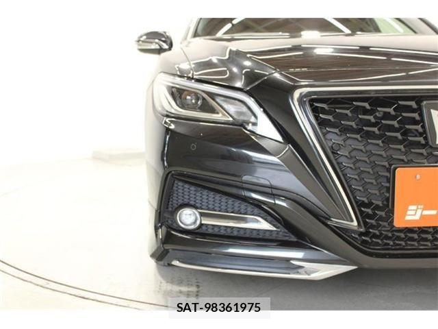 Toyota CROWN SEDAN 2019-03 7357333-16