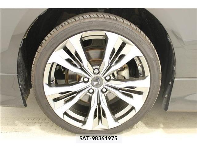 Toyota CROWN SEDAN 2019-03 7357333-25
