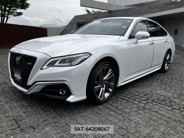 Toyota CROWN SEDAN 2022-04 7357329-0