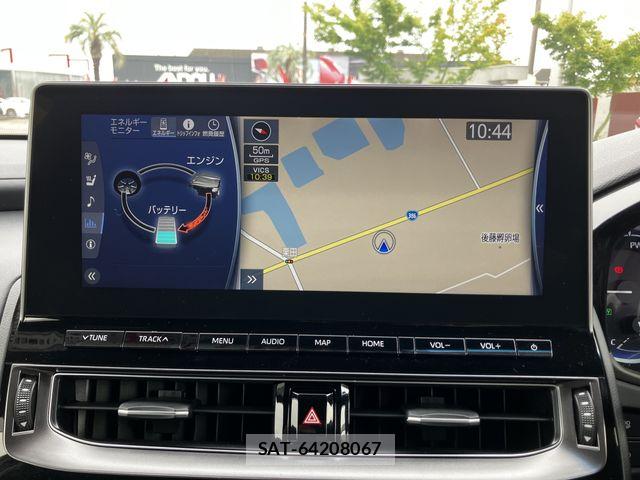 Toyota CROWN SEDAN 2022-04 7357329-14