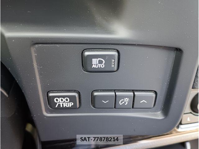 Toyota CROWN SEDAN 2018-03 7357335-11
