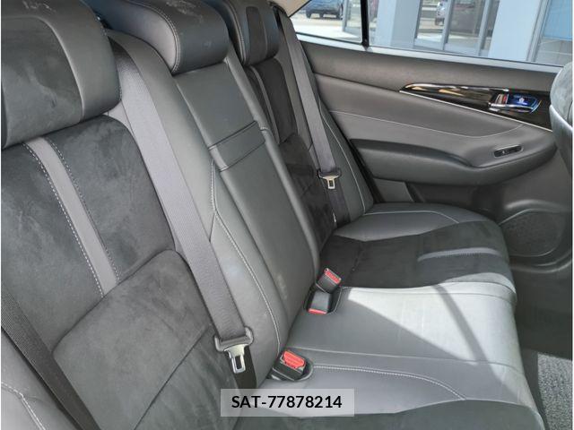 Toyota CROWN SEDAN 2018-03 7357335-15