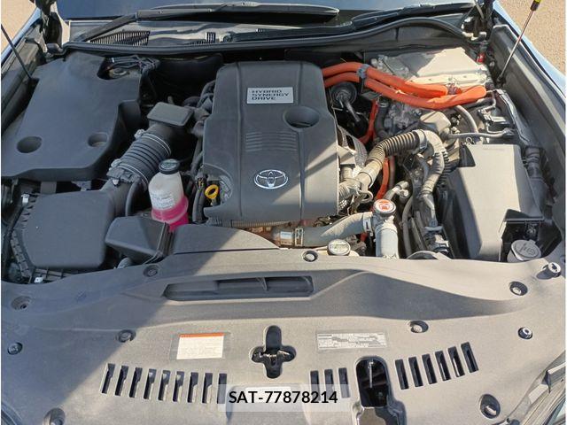 Toyota CROWN SEDAN 2018-03 7357335-17