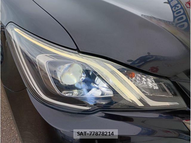 Toyota CROWN SEDAN 2018-03 7357335-3