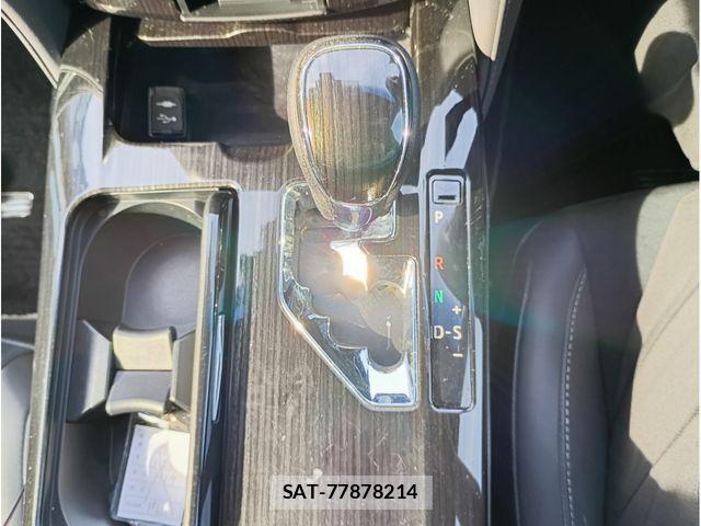 Toyota CROWN SEDAN 2018-03 7357335-8