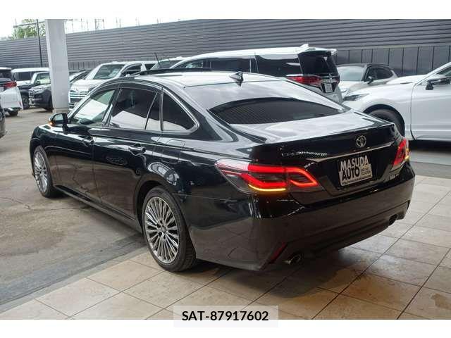 Toyota CROWN SEDAN 2021-03 7357330-6