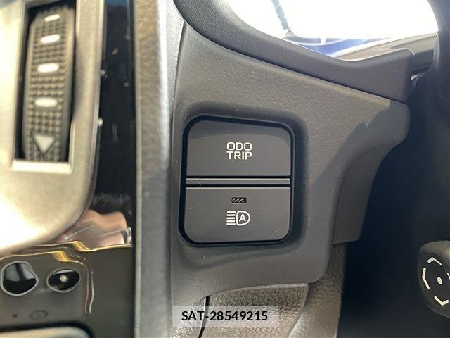 Toyota CROWN SEDAN 2021-02 7391739-18