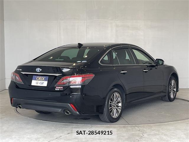 Toyota CROWN SEDAN 2021-02 7391739-1