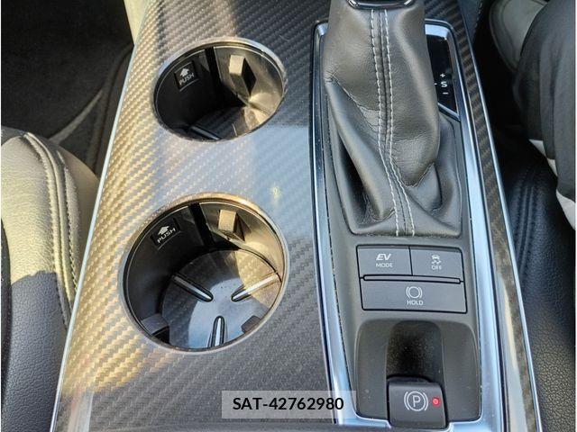 Toyota CROWN SEDAN 2019-05 7453699-9