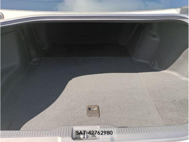 Toyota CROWN SEDAN 2019-05 7453699-14