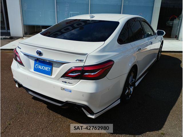 Toyota CROWN SEDAN 2019-05 7453699-2