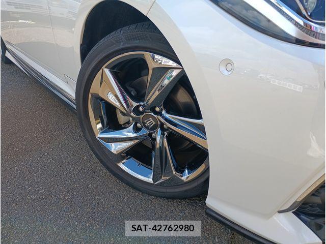 Toyota CROWN SEDAN 2019-05 7453699-3