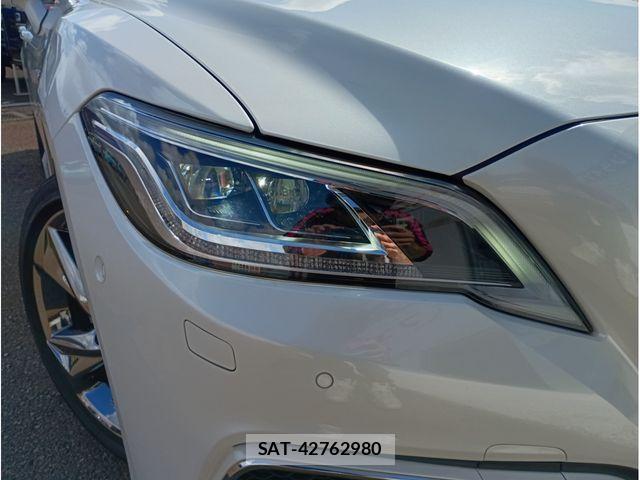 Toyota CROWN SEDAN 2019-05 7453699-4