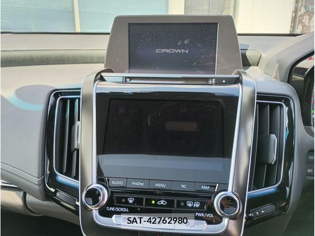 Toyota CROWN SEDAN 2019-05 7453699-6