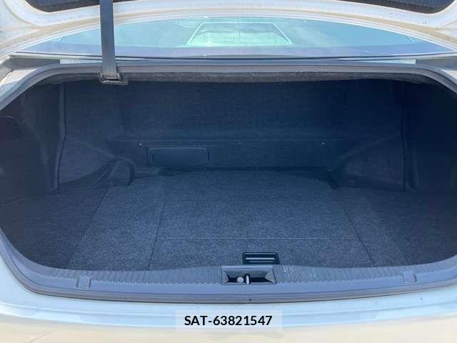 Toyota CROWN SEDAN 2018-05 7453700-29