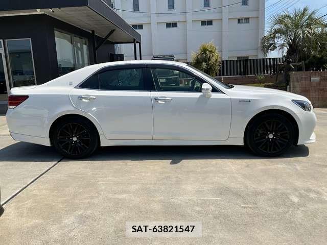 Toyota CROWN SEDAN 2018-05 7453700-7
