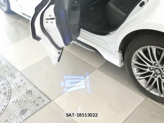 Toyota CROWN SEDAN 2021-06 7453698-22
