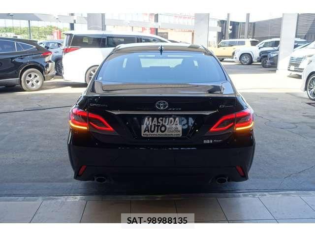 Toyota CROWN SEDAN 2022-02 7453696-5