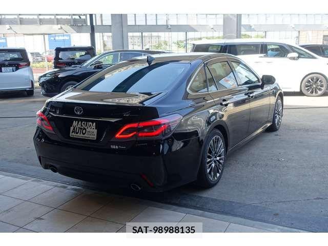 Toyota CROWN SEDAN 2022-02 7453696-6