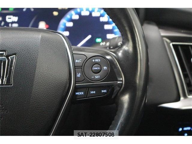 Toyota CROWN SEDAN 2021-06 7500070-14