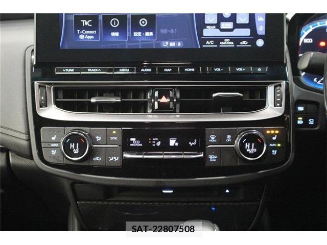 Toyota CROWN SEDAN 2021-06 7500070-25
